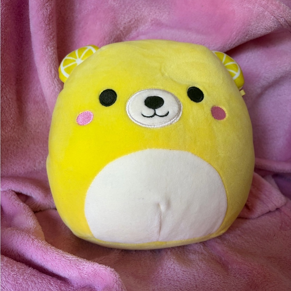 Squishmallow Belton bear